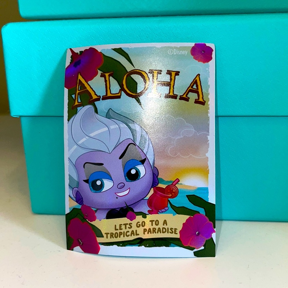 Disney Doorables Let’s Go Aloha Postcard